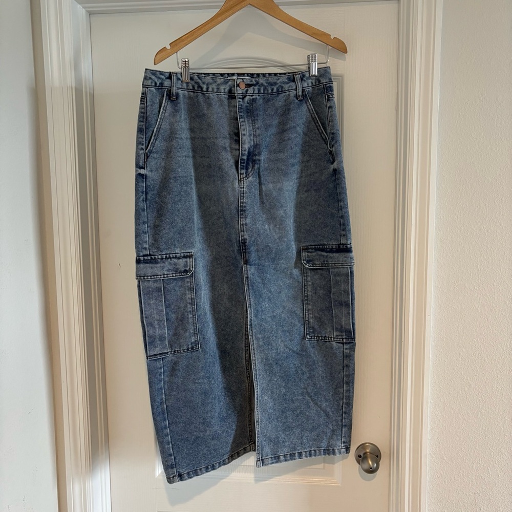 Love Fire Maxi Cargo Denim Skirt with Split Size 15